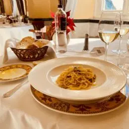 Spaghetti Chitarra con Vongole e Bottarga